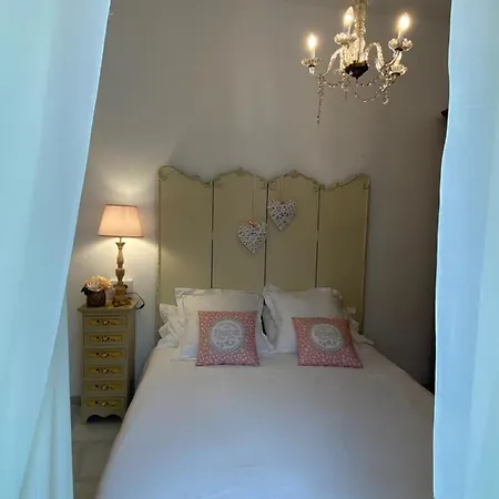 Casa Yannat Bed & Breakfast